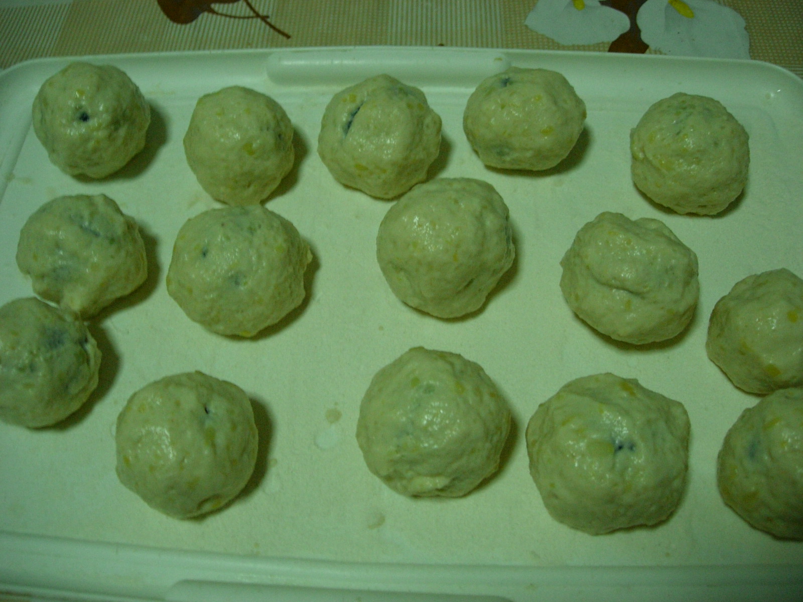 Galuste cu prune in sirop de menta