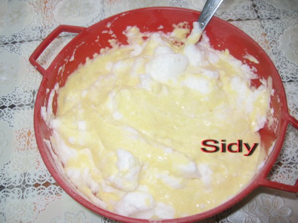 Tort din crema de zahar ars cu crema de pireu de castane
