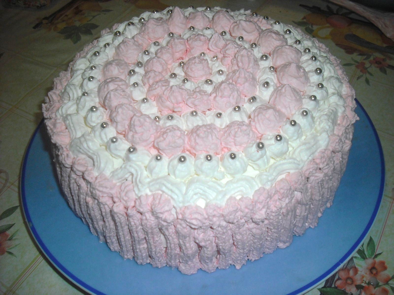 Tort roz