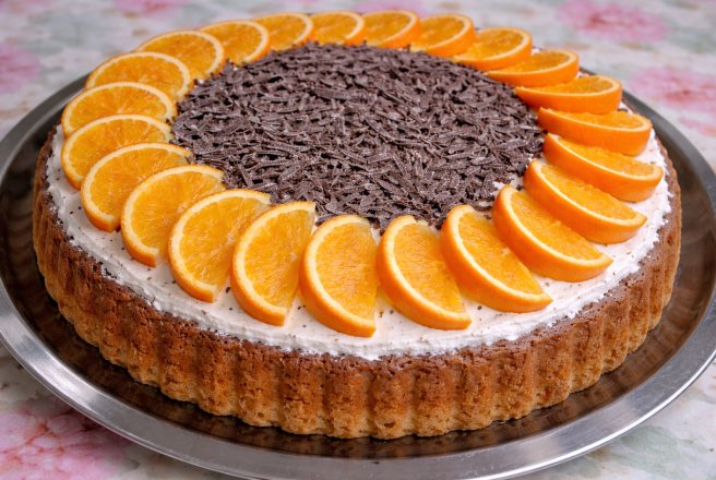 Tort cu crema de ciocolata si mandarine