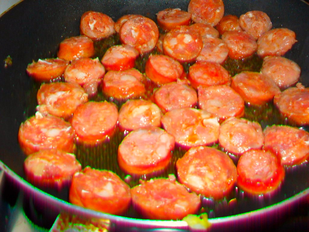 Ciorba de fasole cu carnati