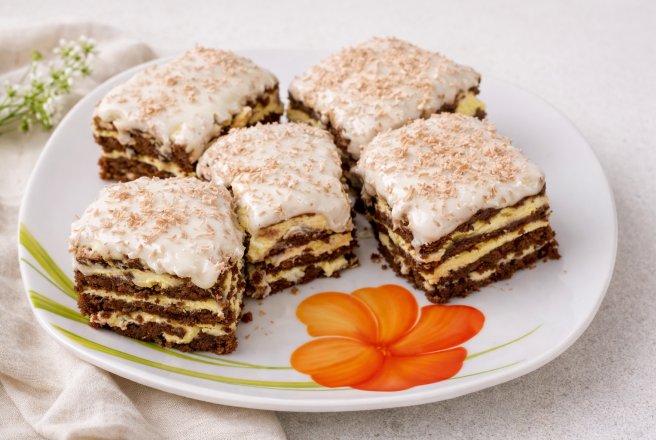 Prajitura cu foi de pandispan