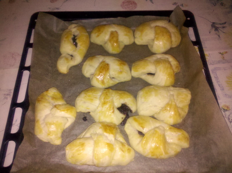 Croissante cu finetti din aluat foietaj ultrarapid