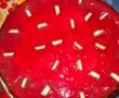 Tort rosu-1