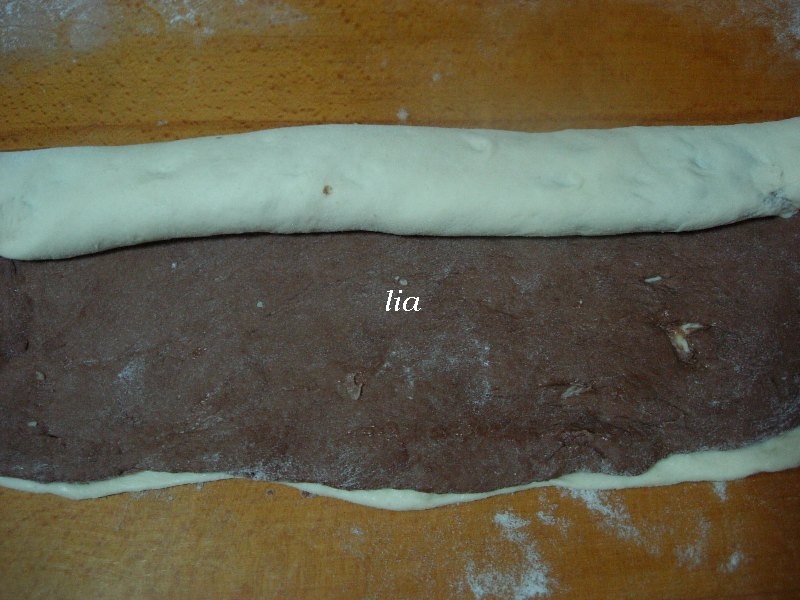 Cozonac zebra cu nutella