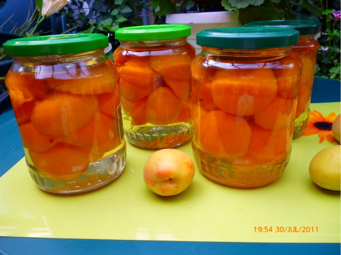 Compot de caise