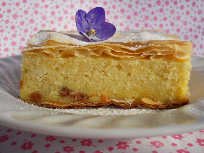 Plăcintă cu brânză