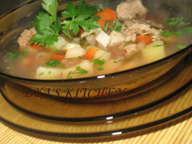 Ciorba cu carne de porc