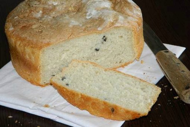 Paine rustica cu masline