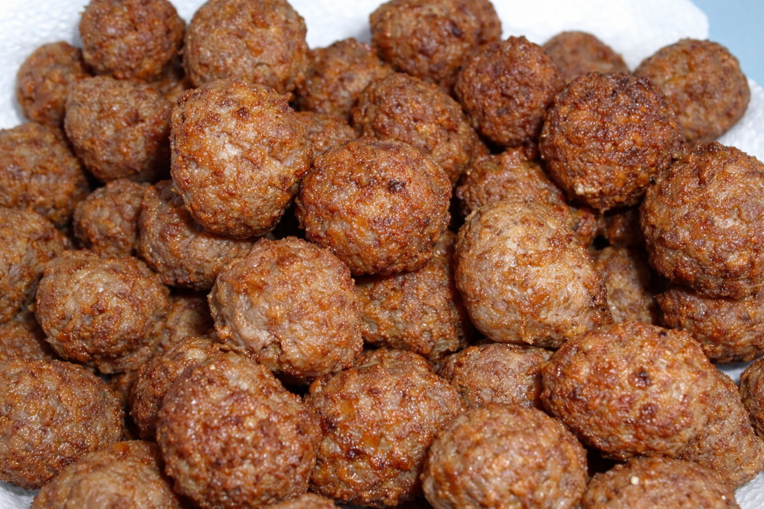Reteta delicioasa de chiftelute cu carne de porc - Simplu si rapid