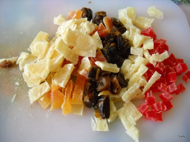 Placinta cu fructe uscate