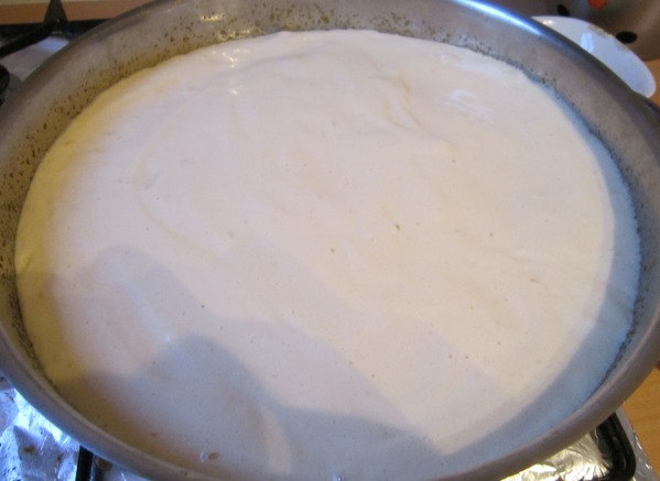 Tort cu crema de zahar ars