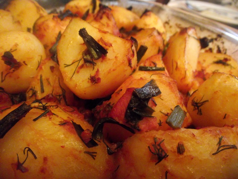 Cartofi cu kaizer la cuptor