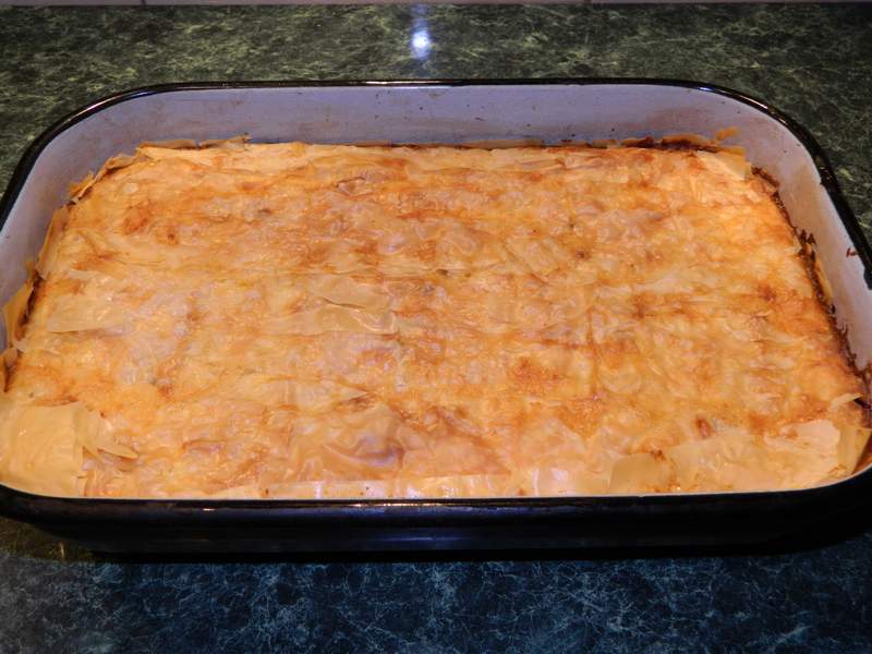 Vargabeles (Budinca cu paste, branza si stafide)