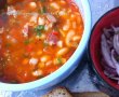Ciorbă de fasole cu afumătură & Salată de ceapă roșie-2