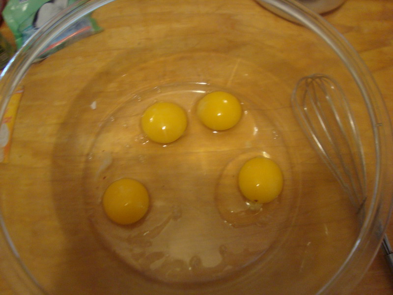 Reteta de preparare a papanasilor cu smantana si dulceata de mure