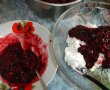 Tort racoritor cu mascarpone si fructe de padure-14