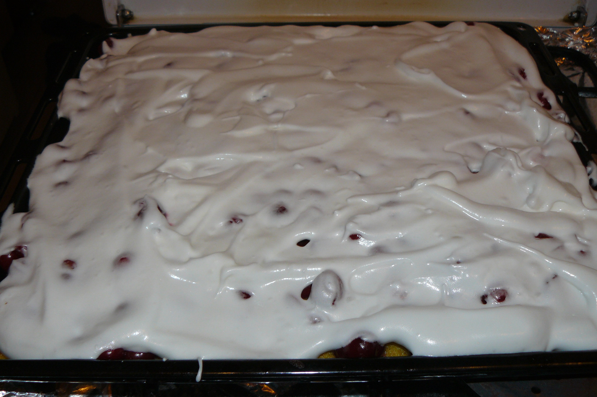 Prăjitură cu vişine de la Alexandra