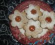 Biscuiti cu nuca si dulceata de caise-5