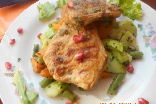 Piept de pui la gratar cu legume