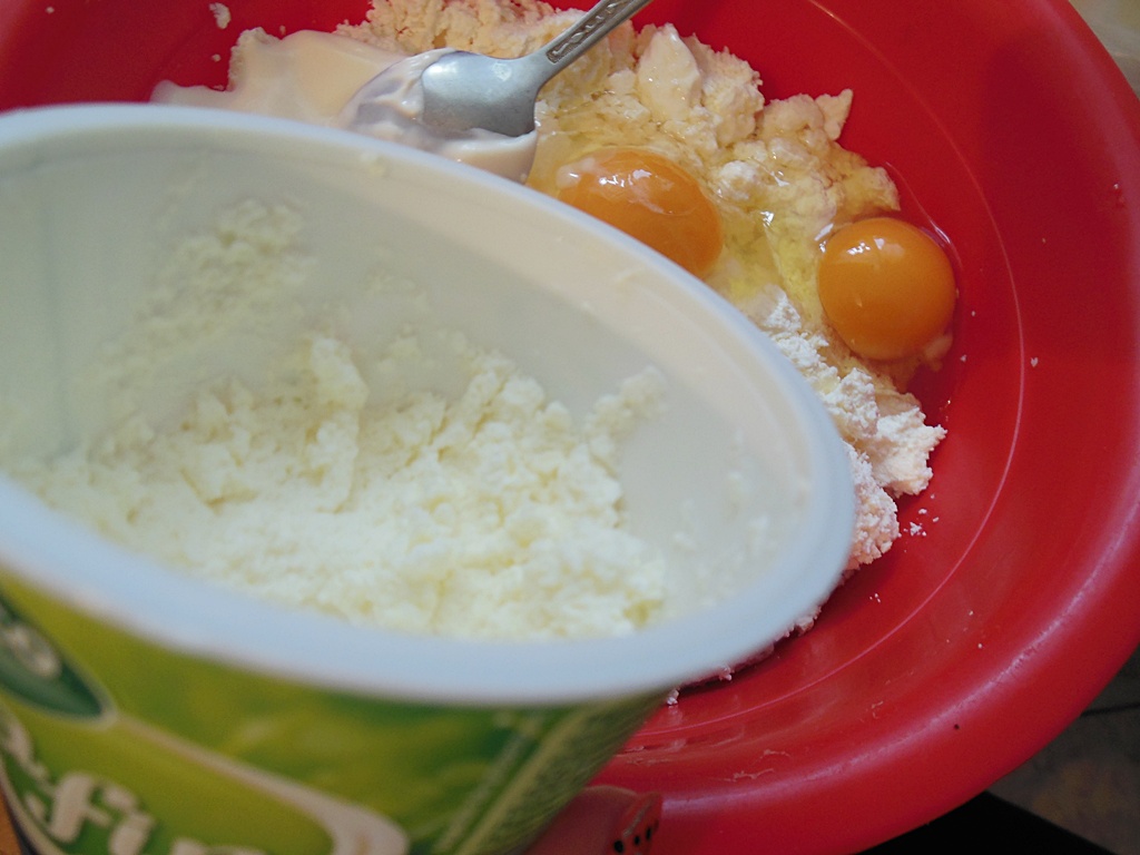 Tarta cu branza si mac