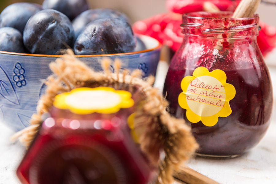 Dulceata de prune cu vanilie