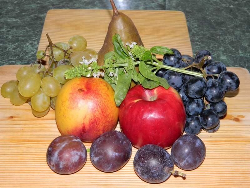 Fructe murate in otet (reteta Motan)