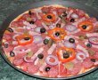 Pizza cu de toate (motaneasca)-11