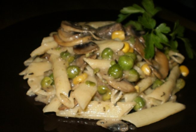 Penne cu legume si carne de vita