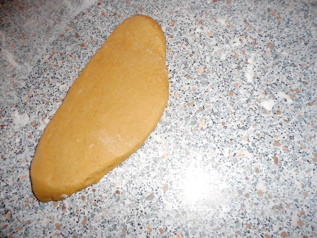 Prajitura cu mere si cardamon