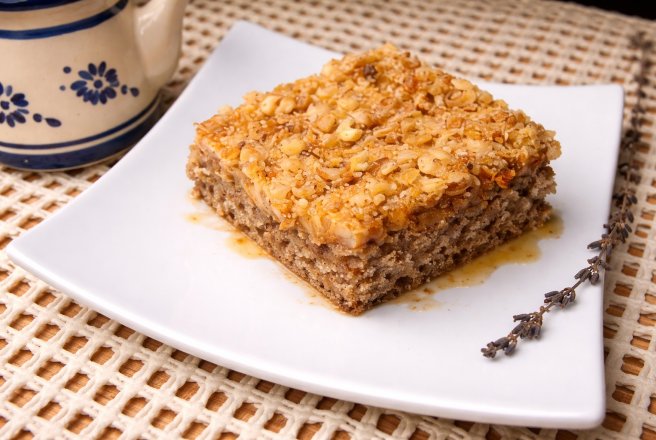 Prajitura cu nuci caramelizate