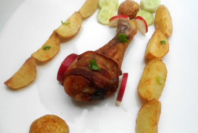 Ciocanele in bacon si cartofi noi
