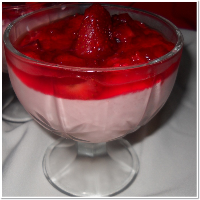 Desert cu capsuni
