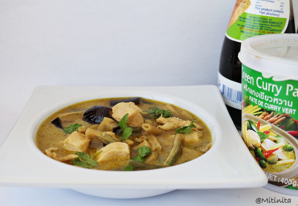 Curry verde cu piept de pui