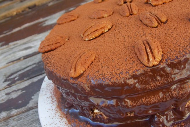 Tort cu ciocolata si crema de branza (2)