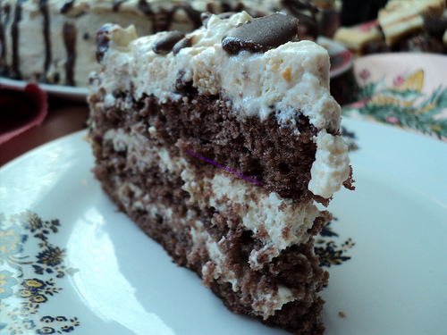 Tort cu mascarpone si turta dulce