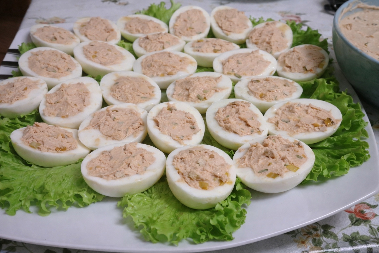 Ouă umplute