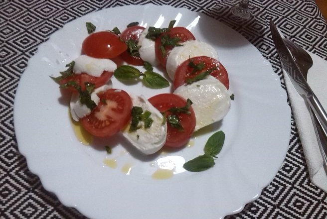 Salata Caprese