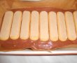 Prajitura ciocolatoasa cu dulceata de zmeura-6