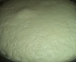 Rulouri cu branzeturi si crema de ardei copt la cuptor-5