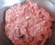 Rulada din carne tocata umpluta cu porumb, ardei si cascaval-3