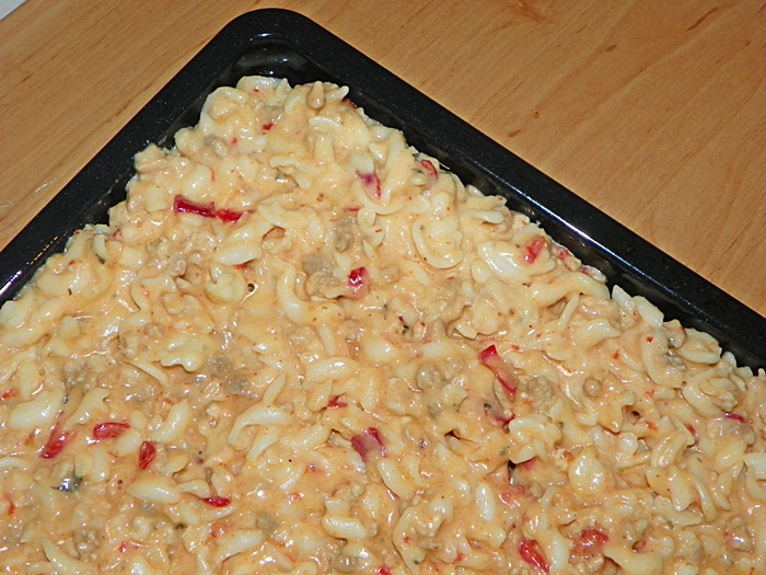 Budinca cu paste si carne tocata