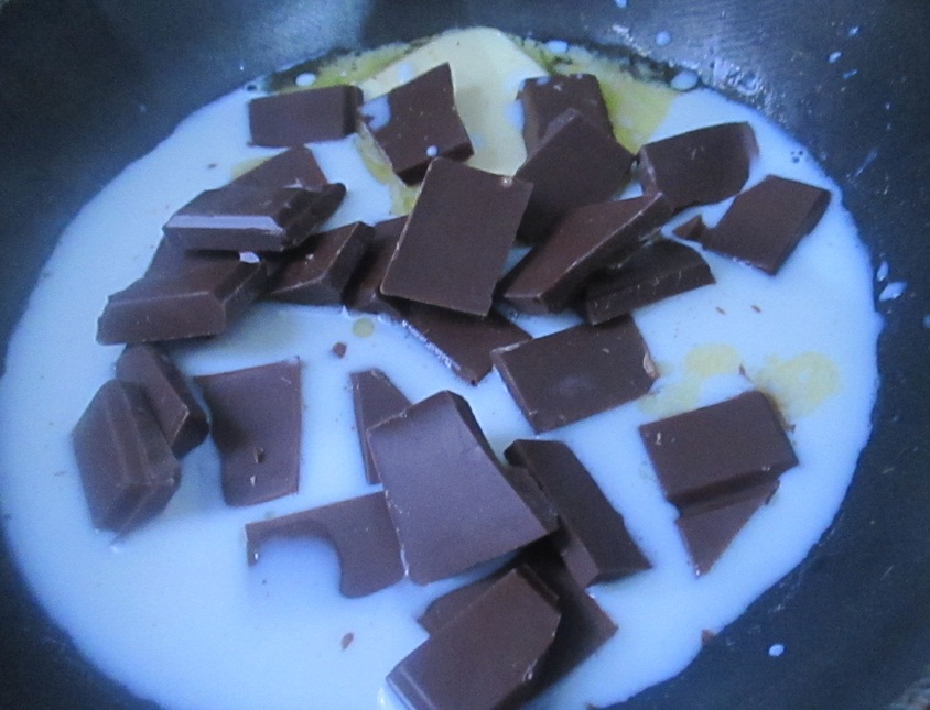 Clatite cu nesquik si cocos