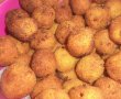 Bulete de cartofi cu soia, ardei si mujdei de usturoi-9