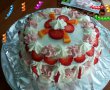 Tort cu crema de capsuni si ciocolata-0