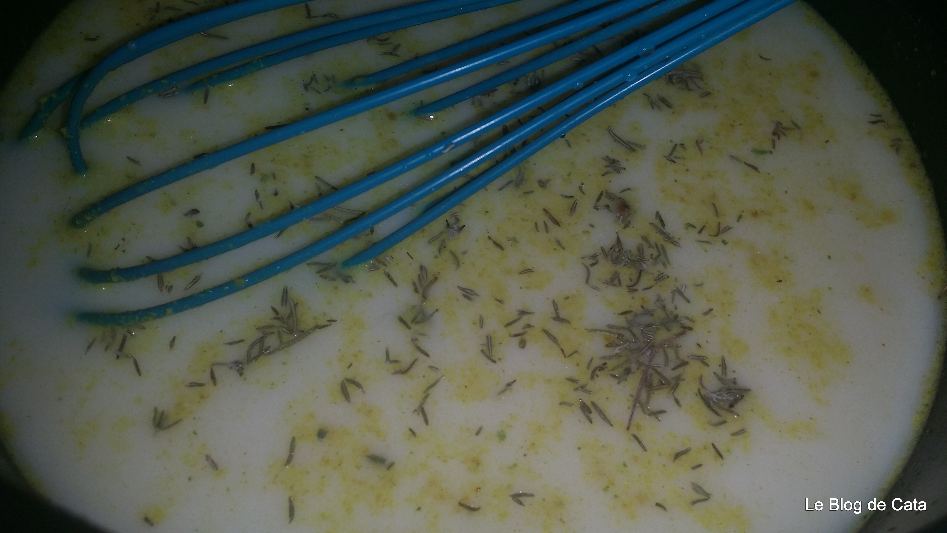 Aperitiv batoane din mamaliga și sos aioli