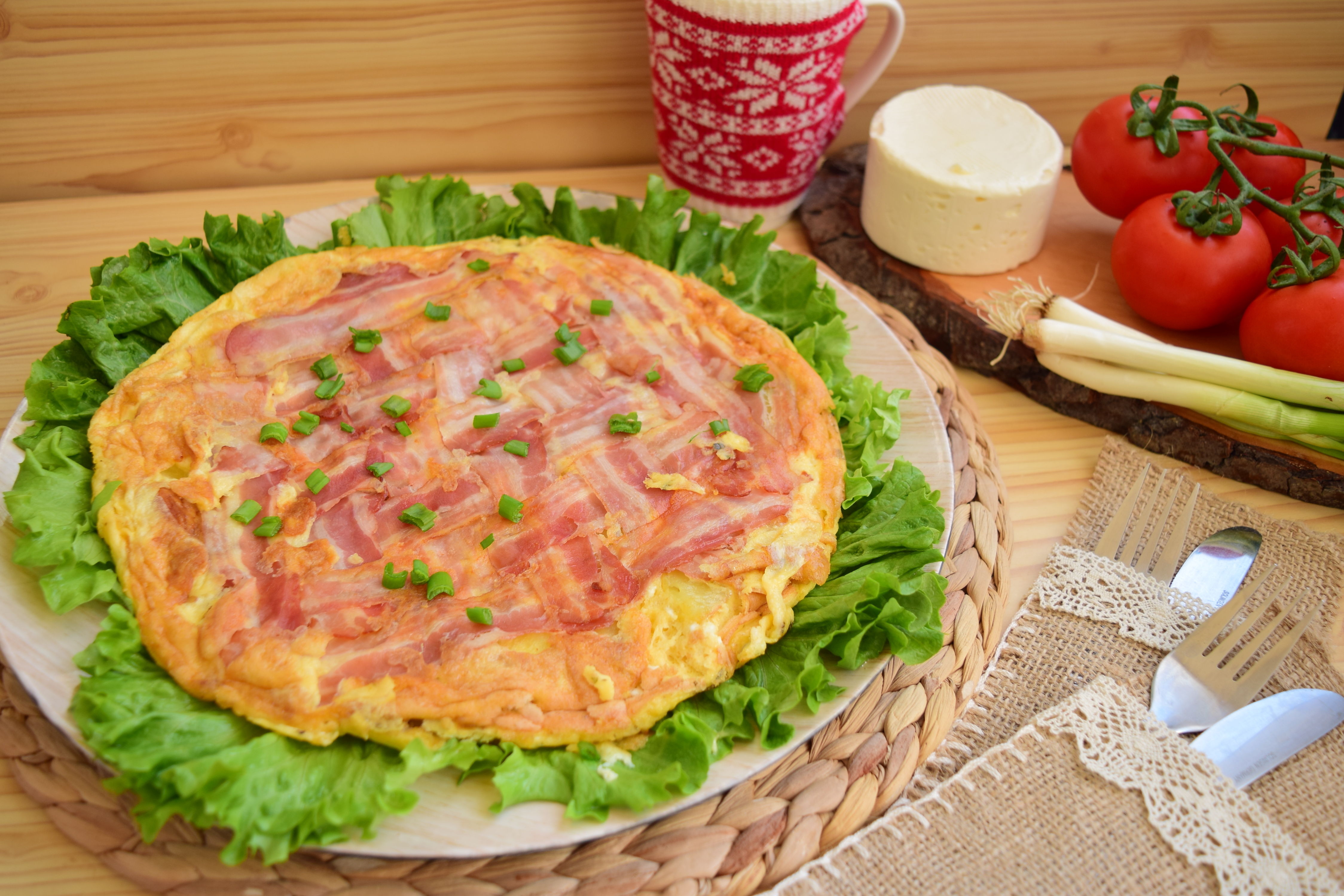 Aperitiv tortilla cu cartofi si bacon