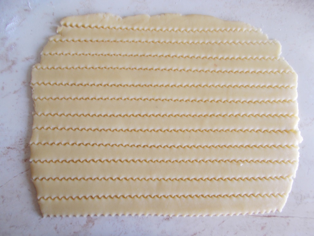 Desert tarta cu branza dulce si vișine