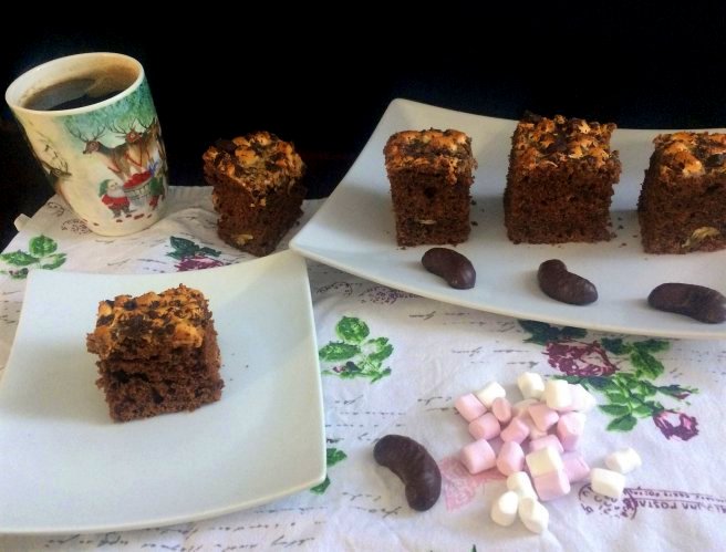 Desert negresa cu mini marsmallows