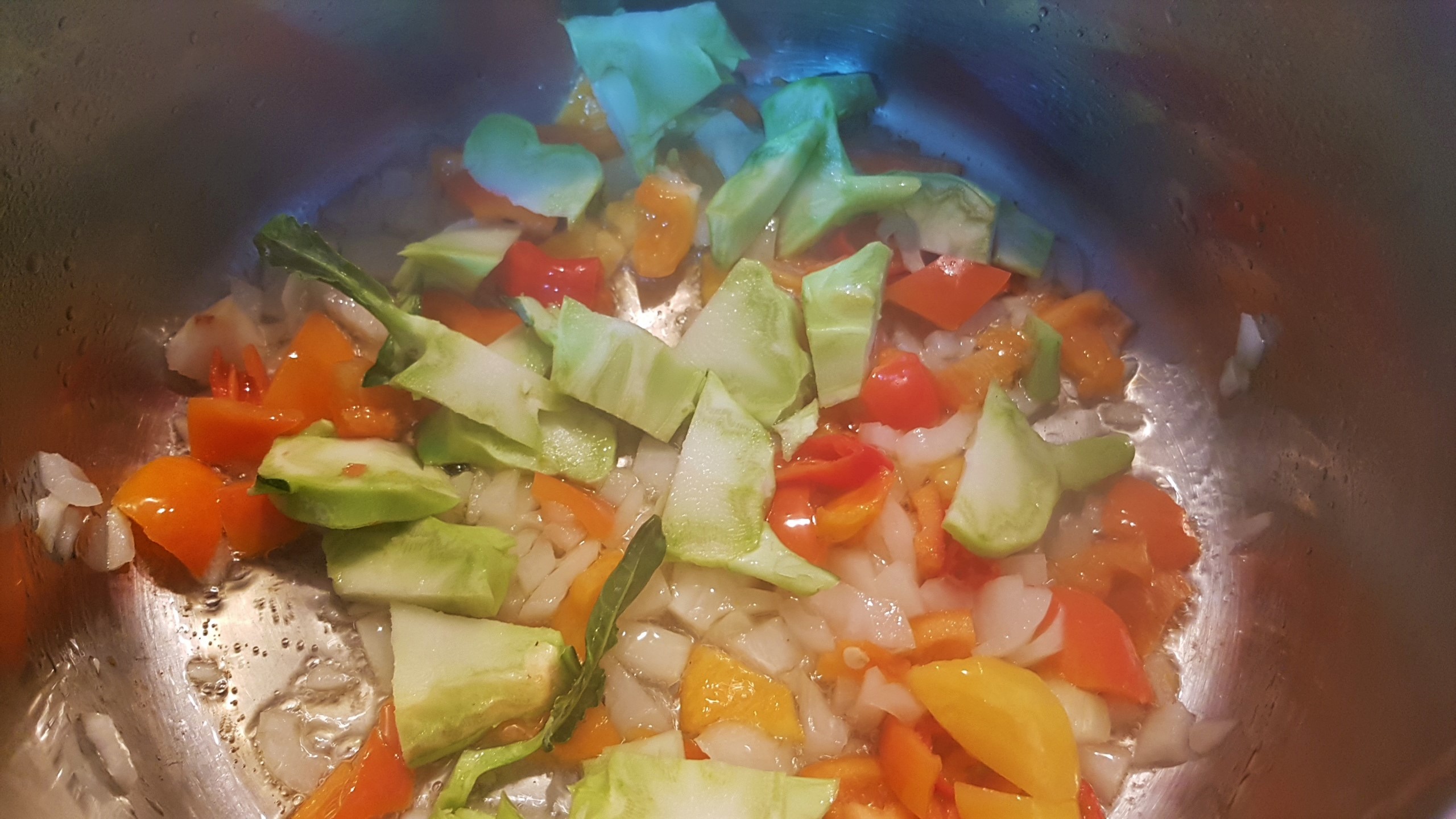 Supa cu broccoli, galuste si smantana